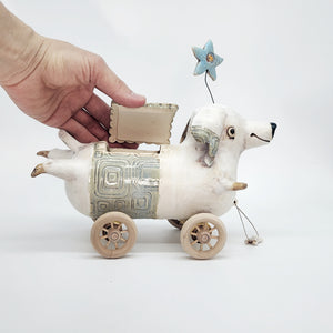 Wheely Dog Box-Marshmallow