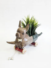 Charger l&#39;image dans la galerie, French Bull Dog Wheely Planter
